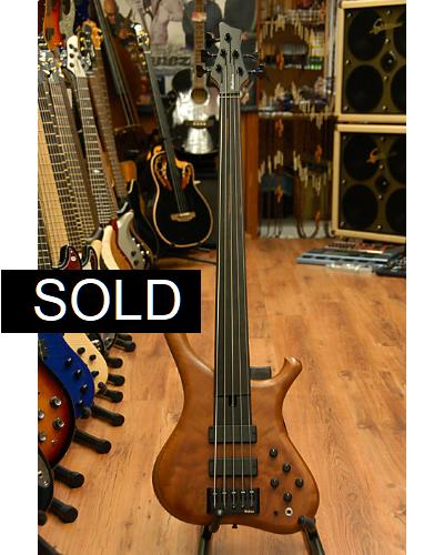 Marleaux Consat Fretless Edition